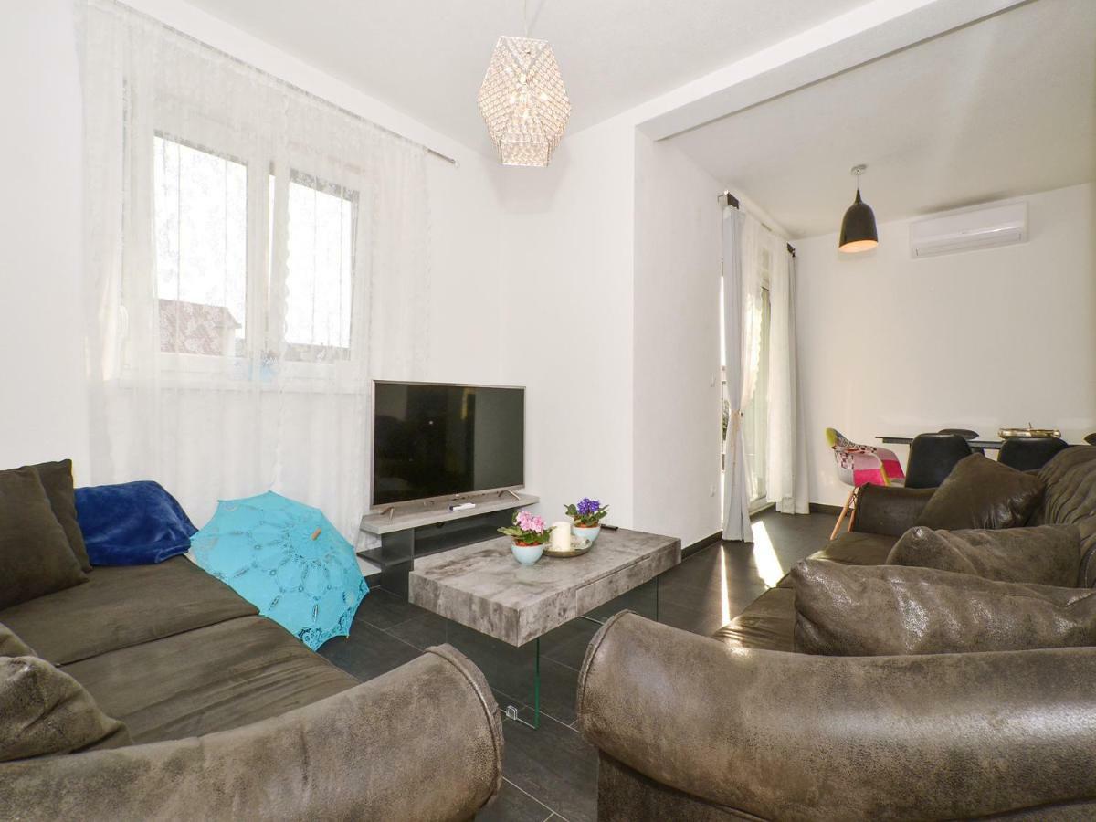 Deluxe Apartman Porto Trogir Kültér fotó