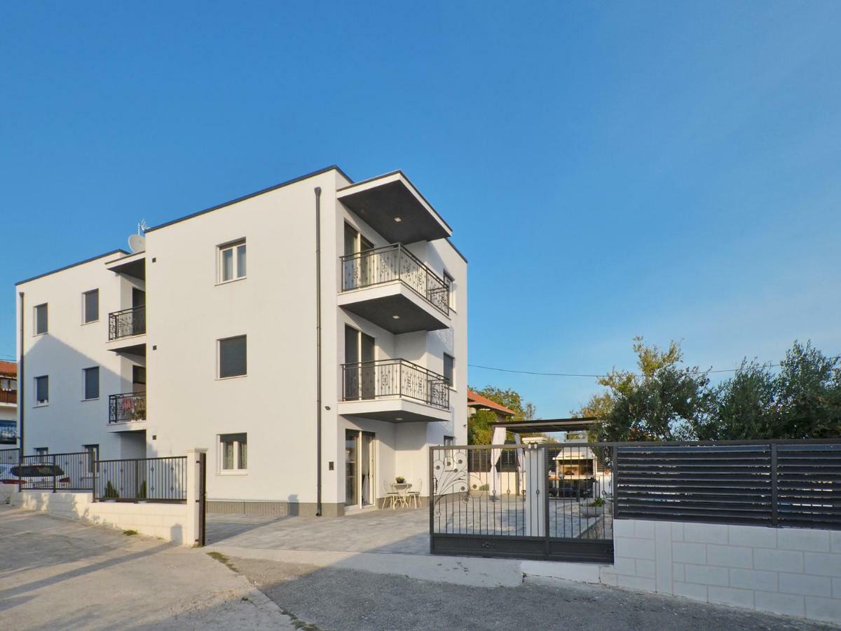 Deluxe Apartman Porto Trogir Kültér fotó